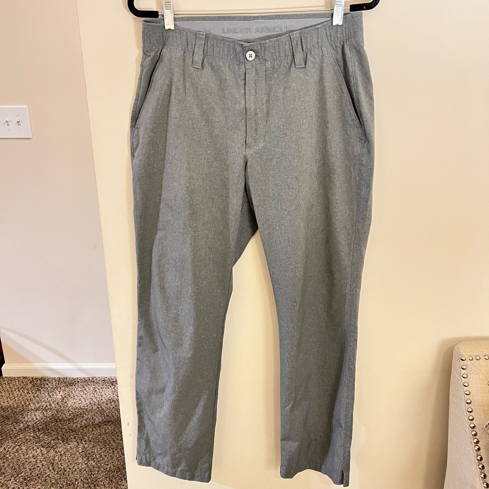 Under Armour lose fit men’s athletic pants